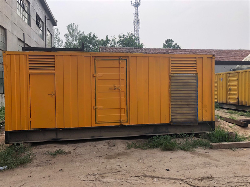 番禺柴油发电机如何判断新机油是否已经完全充满机油滤清器？