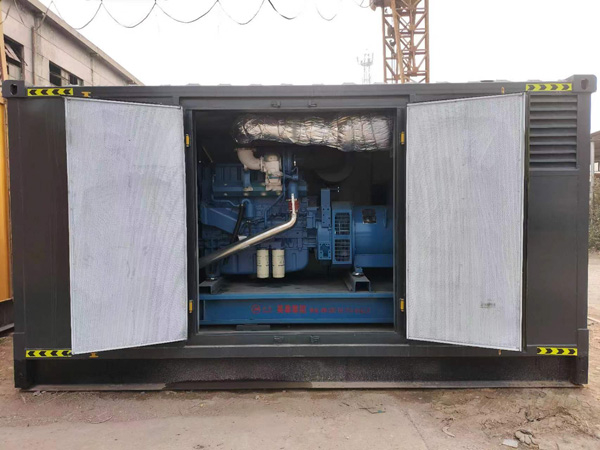 番禺柴油发电机组的电瓶应该如何选择？